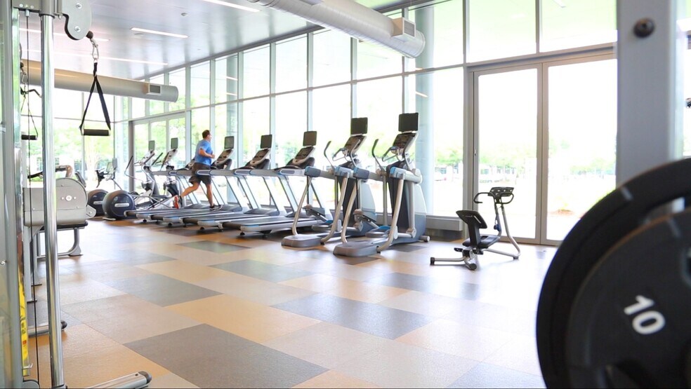 More Photos Of 2000 CentreGreen Way, Cary Unknown For Lease