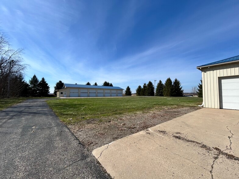 More Photos Of 15096 Us Highway 131 S, Schoolcraft Auto Dealership For Sale