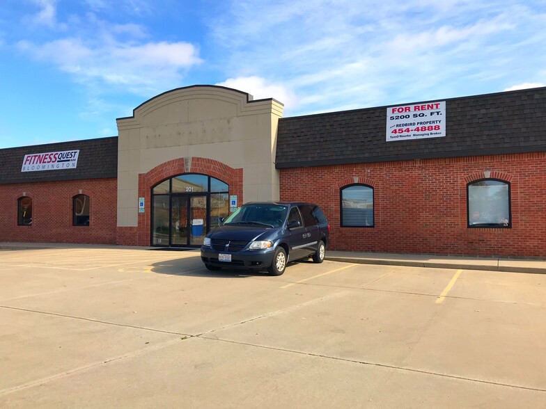 Primary Photo Of 201 Prospect Rd, Bloomington Health Club For Lease