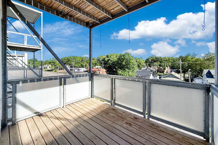 More Photos Of 4326 Hickman Rd, Des Moines Apartments For Sale