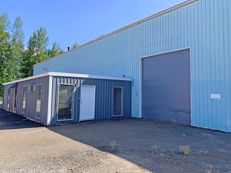 More Photos Of 7525 NE 33rd Dr, Portland Warehouse For Sale
