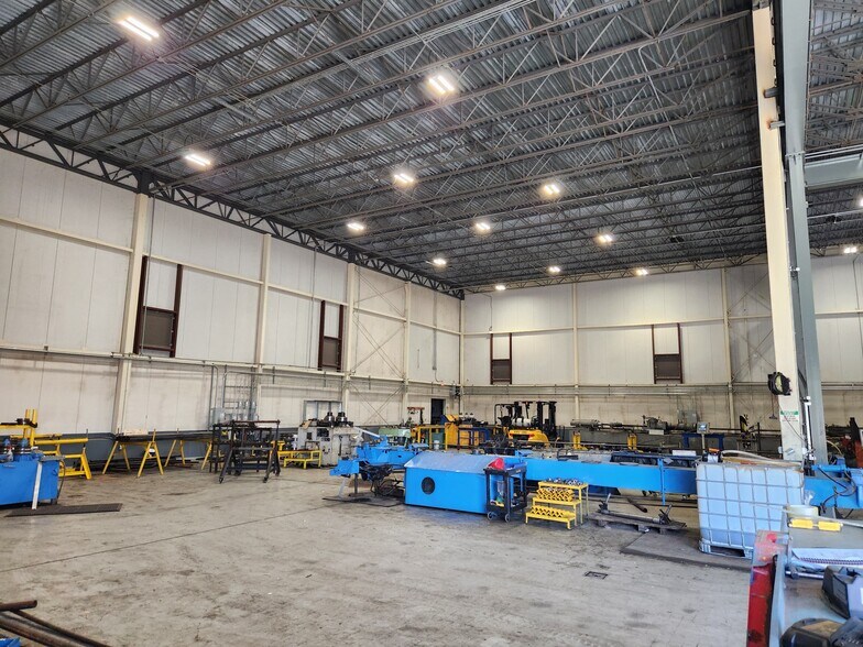 More Photos Of 6551 Moffett Rd, Mobile Industrial For Lease