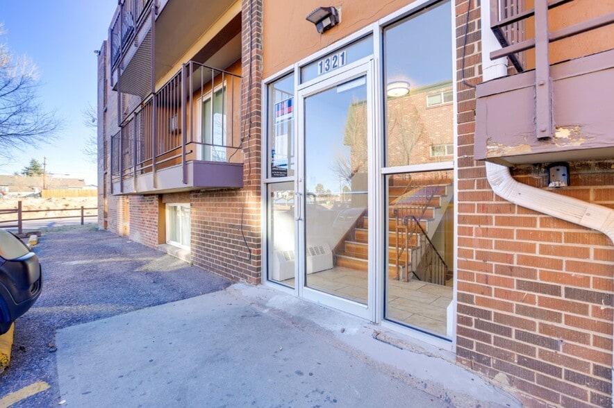 More Photos Of 1321 Yosemite St, Denver Apartments For Sale