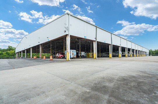 More Photos Of 1523 Midfield Industrial Blvd, Birmingham Distribution For Sale
