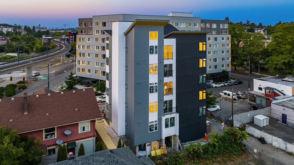 More Photos Of 2807 S Hanford St, Seattle Multifamily For Sale