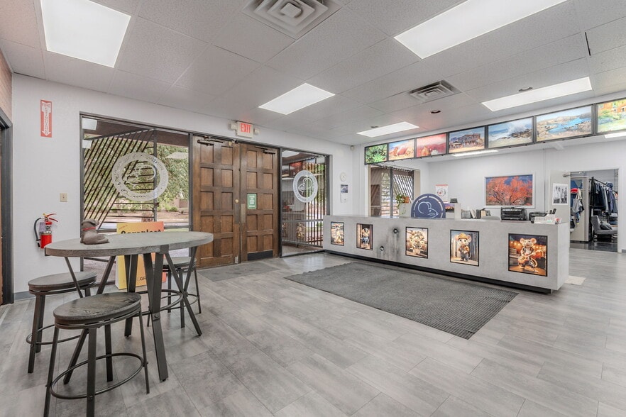 More Photos Of 1414 W 14th St, Tempe Warehouse For Sale