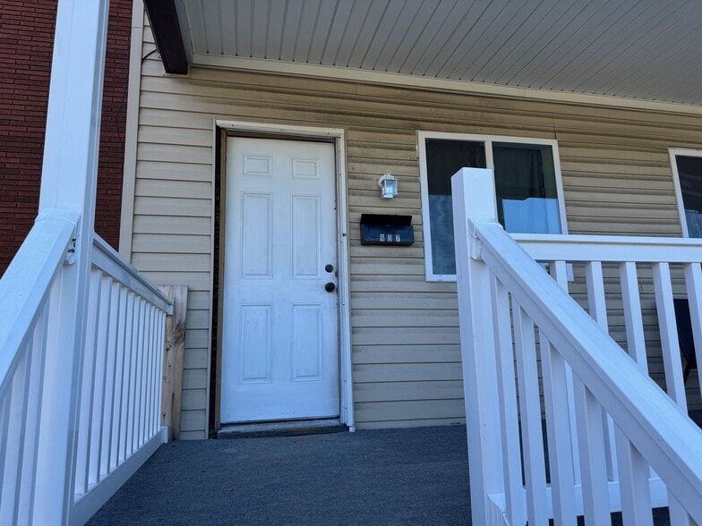 More Photos Of 609 Allegheny Ave, Glassport Apartments For Sale
