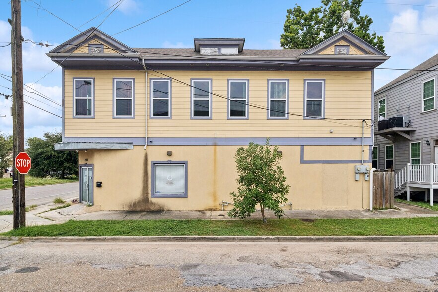 More Photos Of 2764 Orleans Ave, New Orleans Storefront Retail Residential For Sale
