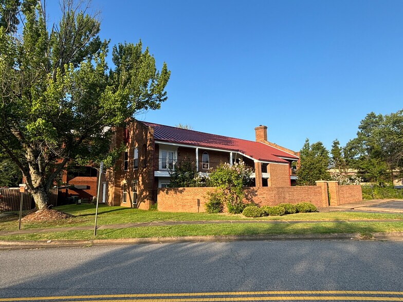 Primary Photo Of 310 Executive Ct, Little Rock Office For Sale