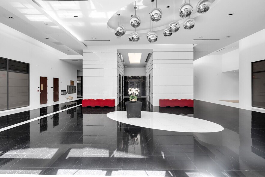 More Photos Of 2020 Ponce De Leon Blvd, Coral Gables Office For Sale