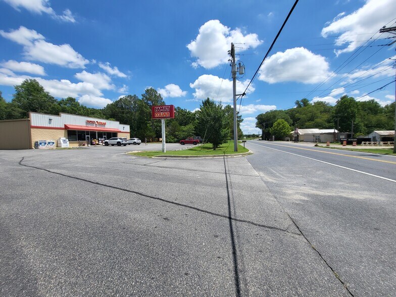 More Photos Of 13184 Greensboro Rd, Greensboro Freestanding For Sale