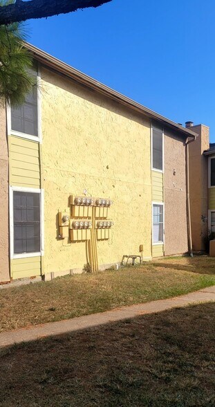 More Photos Of 12803 Northborough Dr, Houston Apartments For Sale