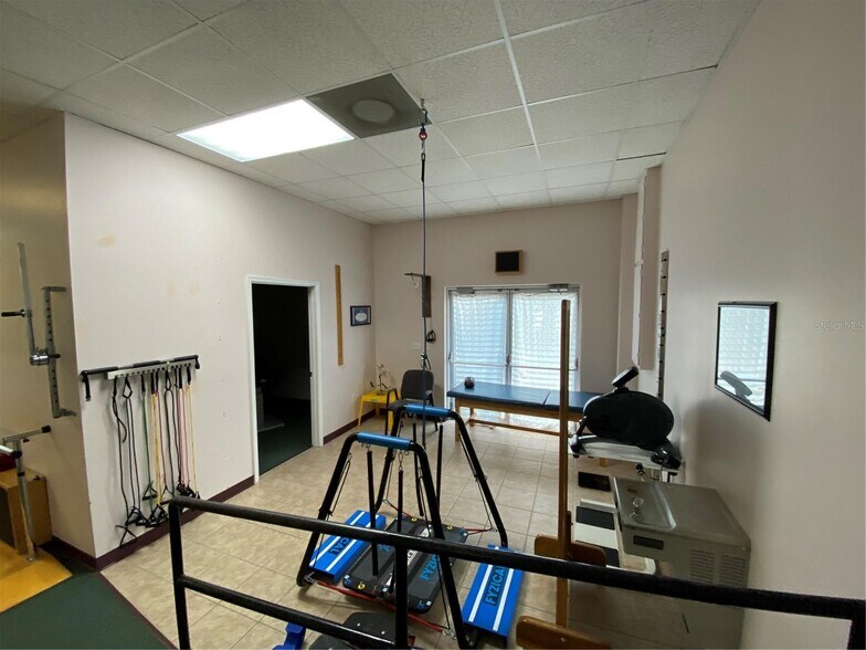 More Photos Of 205 N Scenic Hwy, Frostproof General Retail For Sale