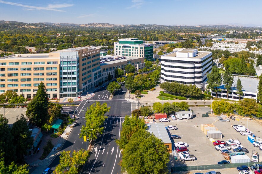More Photos Of 3000 Oak Rd, Walnut Creek Office For Lease