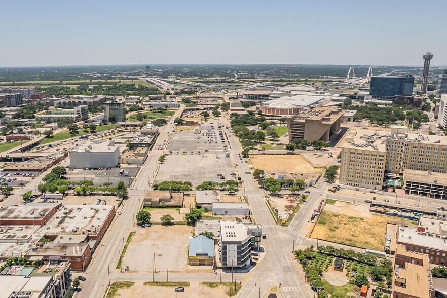 More Photos Of 1820 Canton St, Dallas Warehouse For Sale