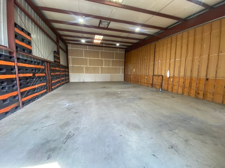 More Photos Of 1511 Lone Palm Ave, Modesto Warehouse For Lease