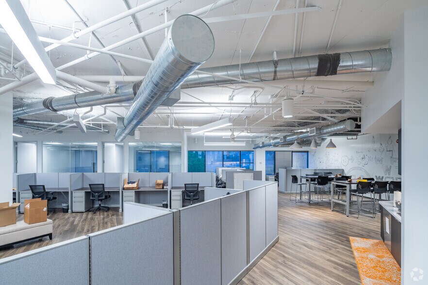 More Photos Of 3000 S Robertson Blvd, Los Angeles Loft Creative Space For Sale