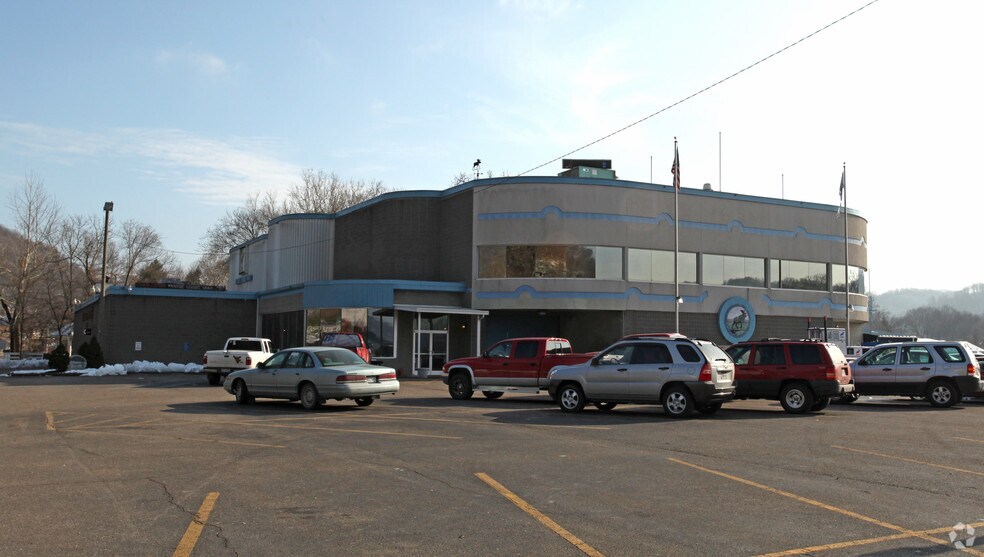More Photos Of 2805 Kanawha Blvd E, Charleston Office For Lease