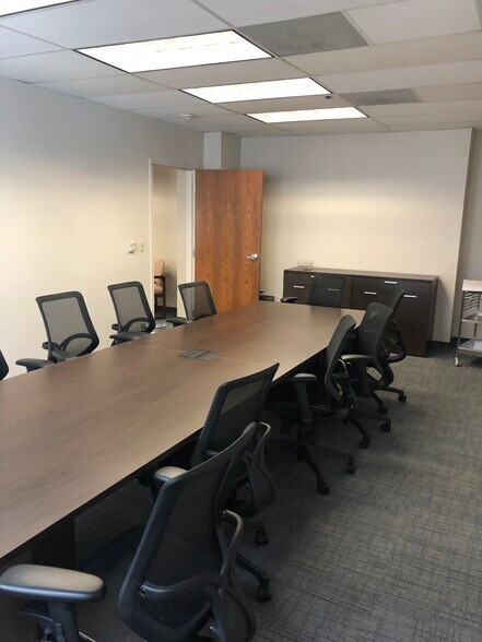 More Photos Of 22 N Front St, Memphis Office For Lease