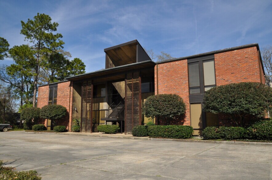 More Photos Of 717 S Foster Dr, Baton Rouge Office For Lease