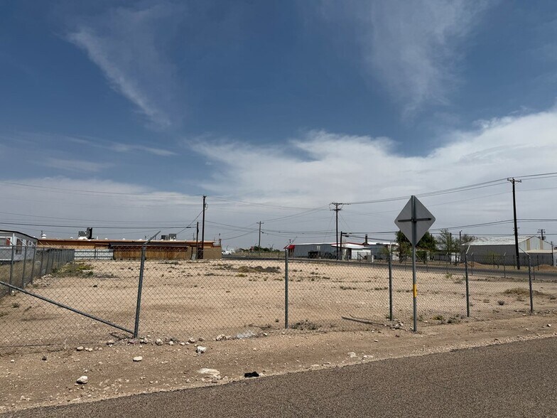 More Photos Of 8401 Andrews Hwy, Odessa General Retail For Sale