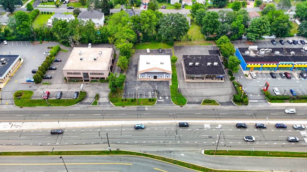 More Photos Of 1116 W Route 46, Parsippany Storefront Retail Office For Lease