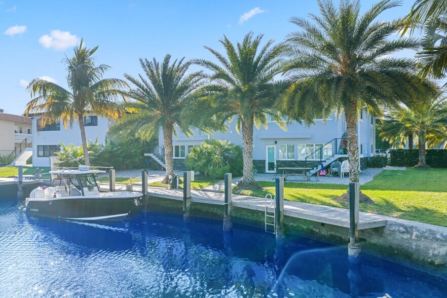 More Photos Of 830 SE 22nd Ave, Pompano Beach Apartments For Sale