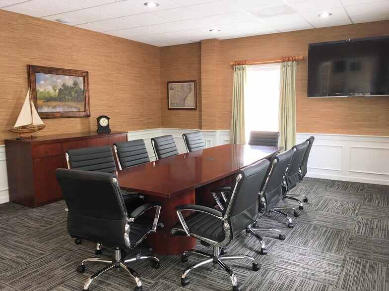 More Photos Of 125 Wappoo Creek Dr, Charleston Office For Lease