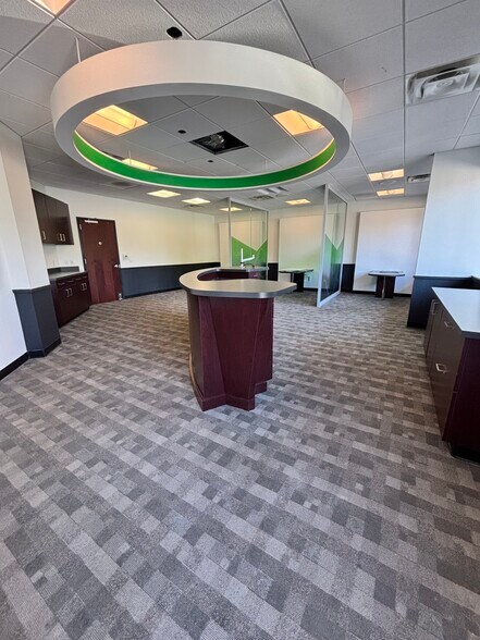 More Photos Of 1298 Cronson Blvd, Crofton Office For Lease