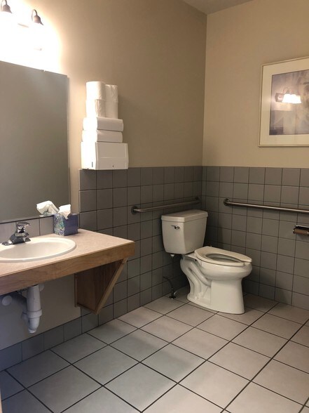 More Photos Of 682 S Ferguson Ave, Bozeman Office For Sale