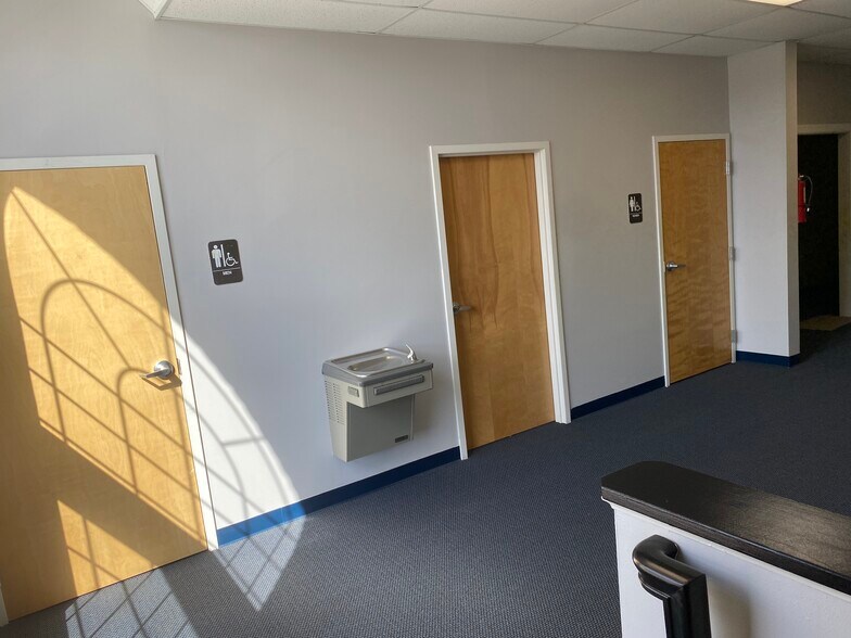 More Photos Of 13224 Hanover Courthouse Rd, Hanover Office For Lease