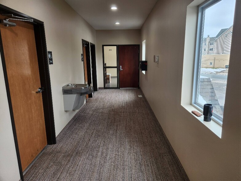 More Photos Of 3352 Sherman Ct, Eagan Medical For Lease