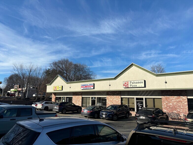 Primary Photo Of 446-456 Lancaster St, Leominster Storefront For Lease
