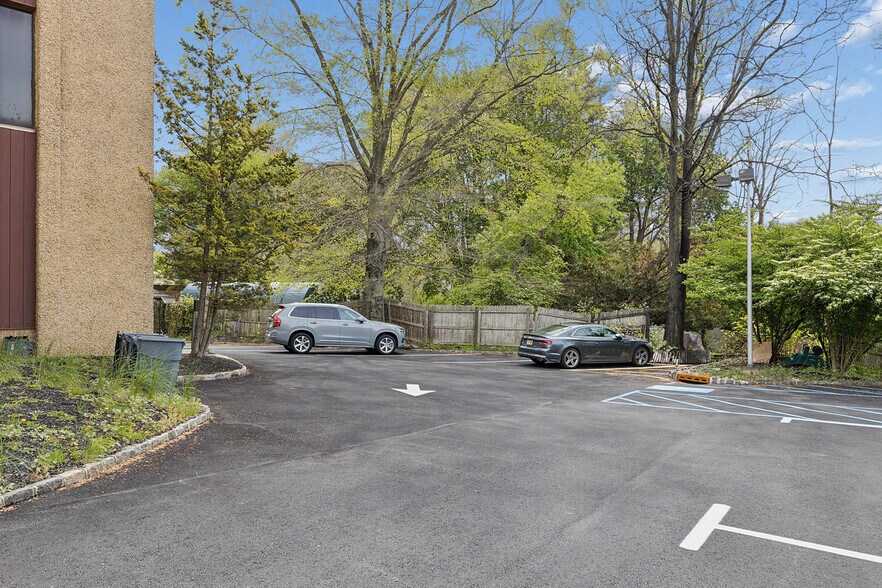More Photos Of 1299 Rt 22, Mountainside Office For Sale