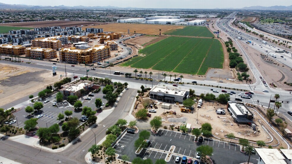 More Photos Of 1035 N Avondale Blvd, Avondale Freestanding For Lease