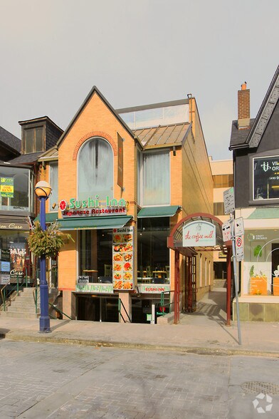 More Photos Of 120 Cumberland St, Toronto Storefront For Lease