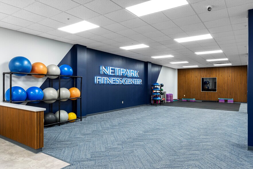 More Photos Of 5701 E Hillsborough Ave, Tampa Office For Lease
