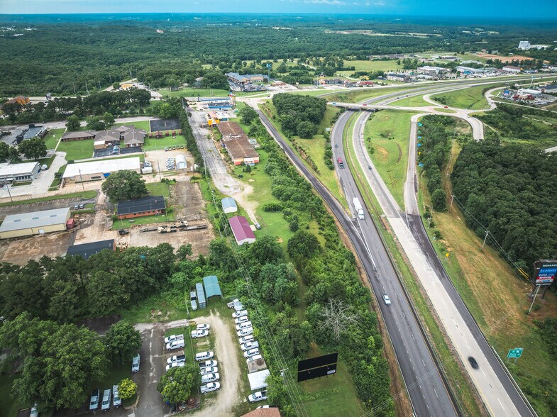 More Photos Of 127 Howard Johnson Dr, Rolla Hotel For Sale