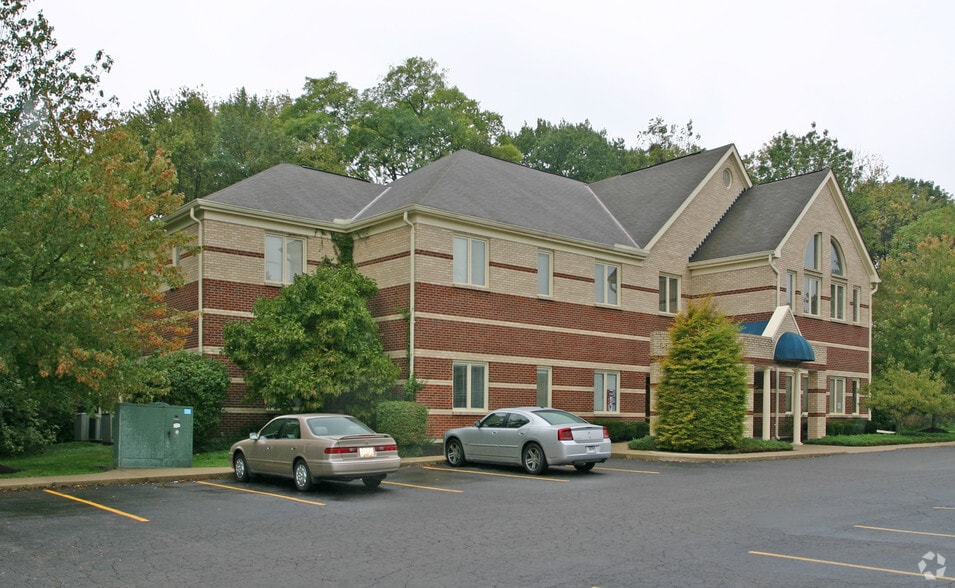 Primary Photo Of 3532 Irwin Simpson Rd, Mason Office Residential For Lease