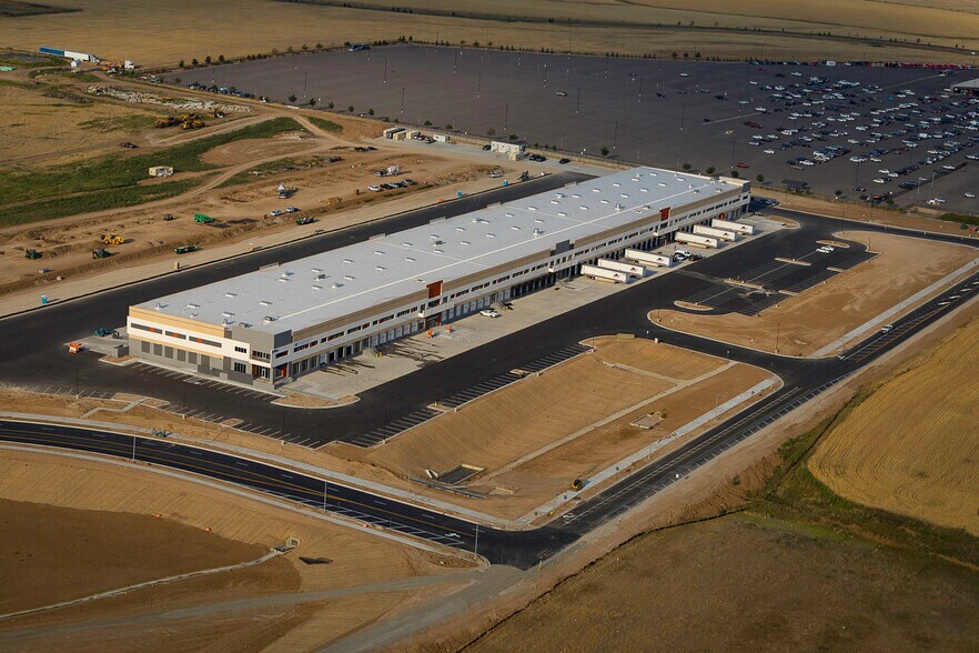 More Photos Of 6611 Powhaton Rd, Aurora Industrial For Lease