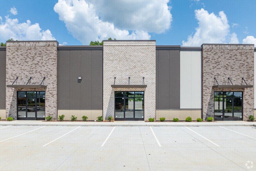 More Photos Of 2139 Logistics Way, Murfreesboro Unknown For Lease