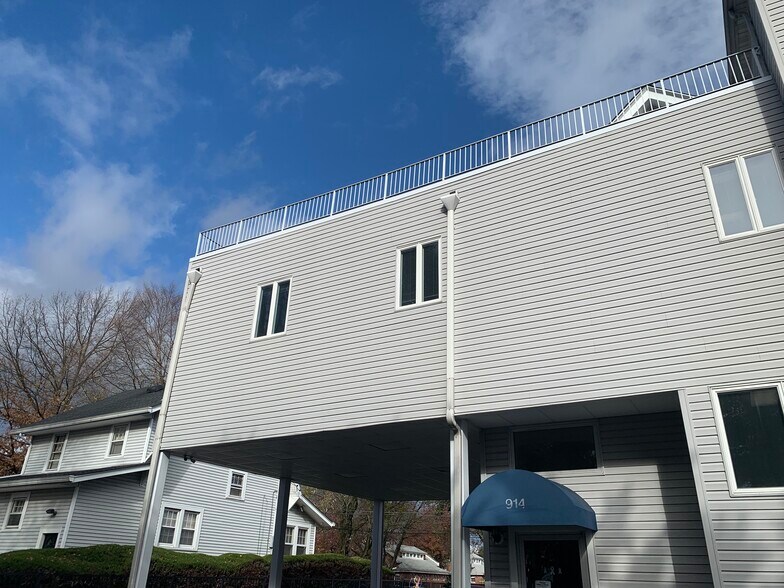 914 Clifton Ave, Clifton, NJ 07013 Rehabilitation Center For Sale