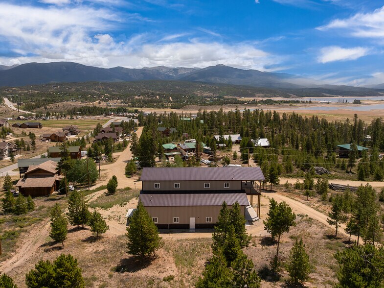 More Photos Of 450 County 424 rd, Grand Lake Flex For Sale