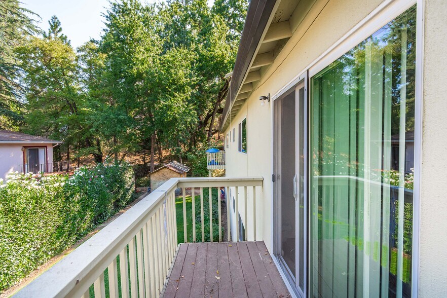 More Photos Of 3237 Francis Ave, Placerville Apartments For Sale