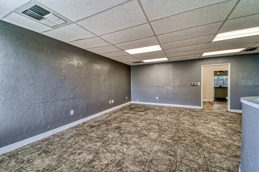 More Photos Of 124 6th St, Marysville Freestanding For Sale