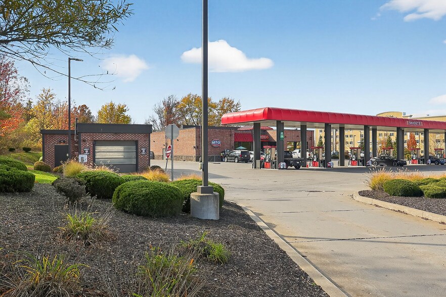 More Photos Of 8180 Perry Hwy, Erie Convenience Store For Sale