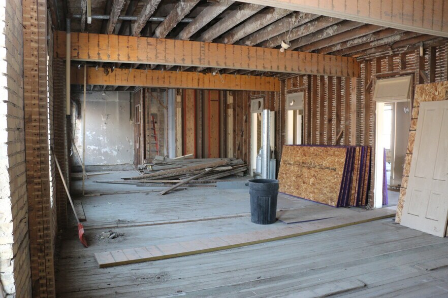 More Photos Of 610 Front St, Casselton Office For Lease