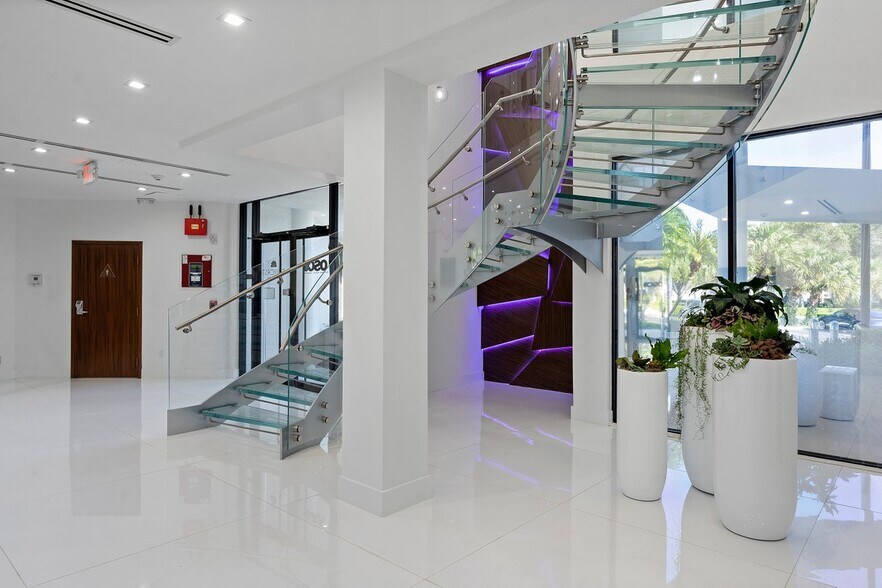 More Photos Of 1100 Northpoint Pky, West Palm Beach Office For Lease