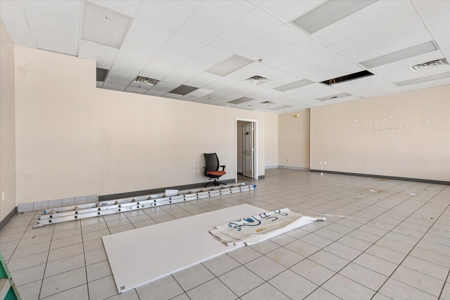 More Photos Of 440-500 W Gulf Atlantic Hwy, Wildwood Unknown For Lease