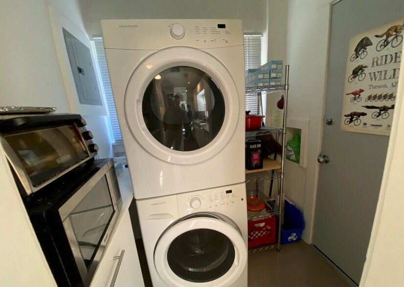 More Photos Of 816 E 10th St, Tucson Apartments For Sale